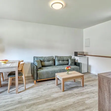 3 Bedroom Awesome In Apartment Altenkirchen (Mecklenburg-Vorpommern)