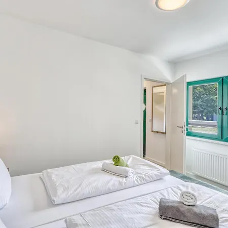 3 Bedroom Awesome In