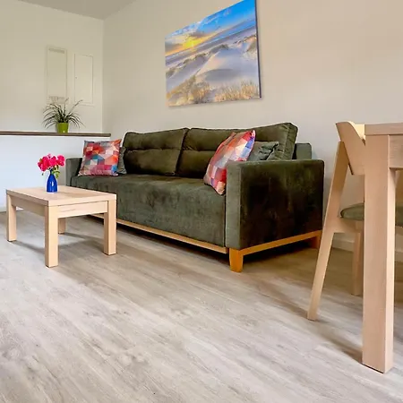3 Bedroom Awesome In Apartment