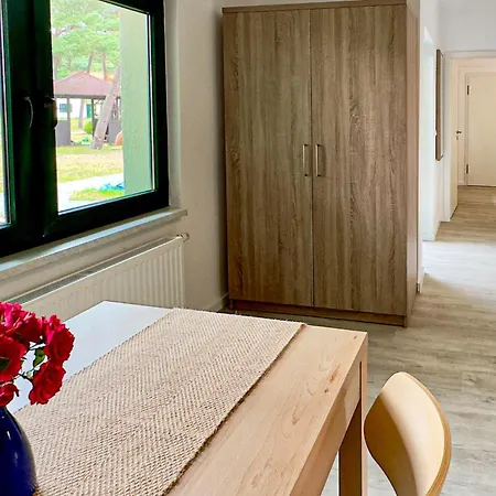 Apartment 3 Bedroom Awesome In Altenkirchen (Mecklenburg-Vorpommern)